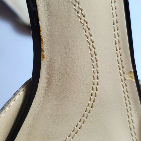 TAHARI SANDALS SHOES ANIMAL PRINT SIZE 6 1/2M GOOD CONDITION - Picture 13 of 17